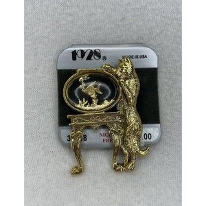 VTG Crazy Cat Lady Brooch Lucite Gold Fish Bowl Bubbles Jelly Belly Gold 2.125"t